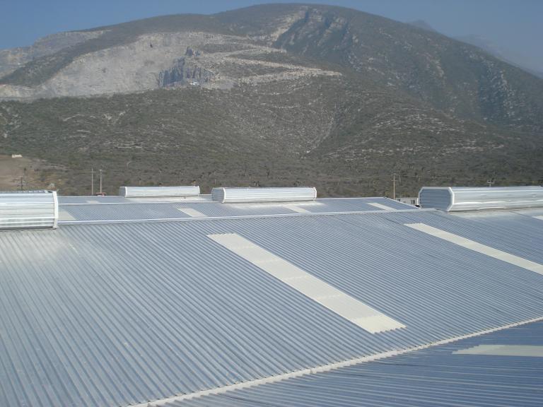 VENTA DE TERRENO INDUSTRIAL Y BODEGAS EN SANTA CATARINA NL - 5