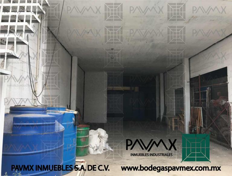 BODEGA EN RENTA SANTA CLARA 300m2 - 1