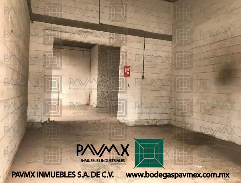 BODEGA EN RENTA SANTA CLARA 300m2 - 6