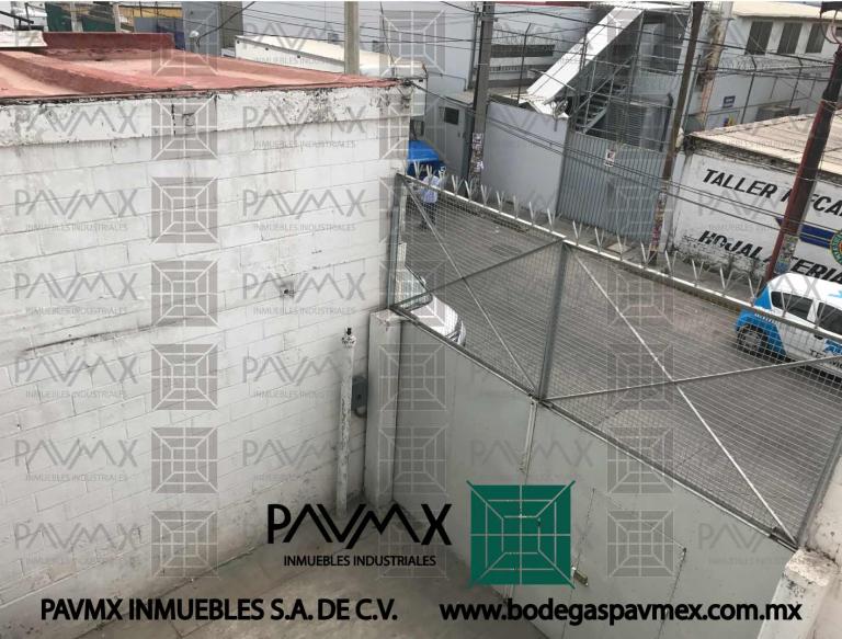 BODEGA EN RENTA SANTA CLARA 300m2 - 7