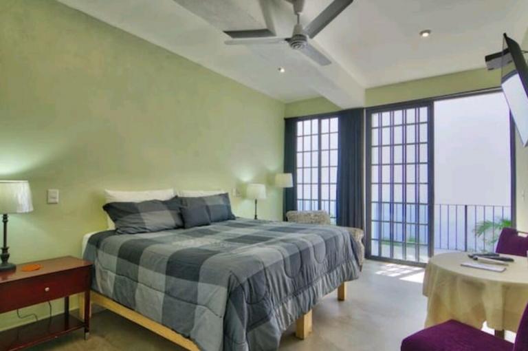 ESTUDIO RENTA VACACIONAL CENTRO DE PLAYA DEL CARMEN