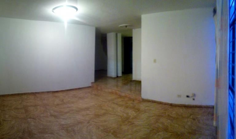 CASA AMPLIA REMODELADA UNA PLANTA JARDINES DE DGO. - 7