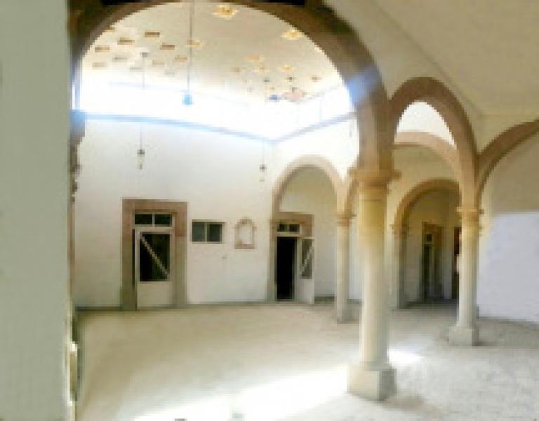 Casa en Venta, Antigua, Histórica, Amplia en Zona Centro - 3