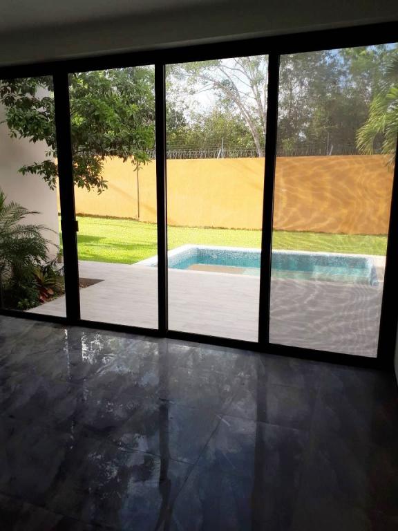 ESPECTACULAR CASA EN LAGOS DEL SOL, CANCUN, Q. ROO - 2