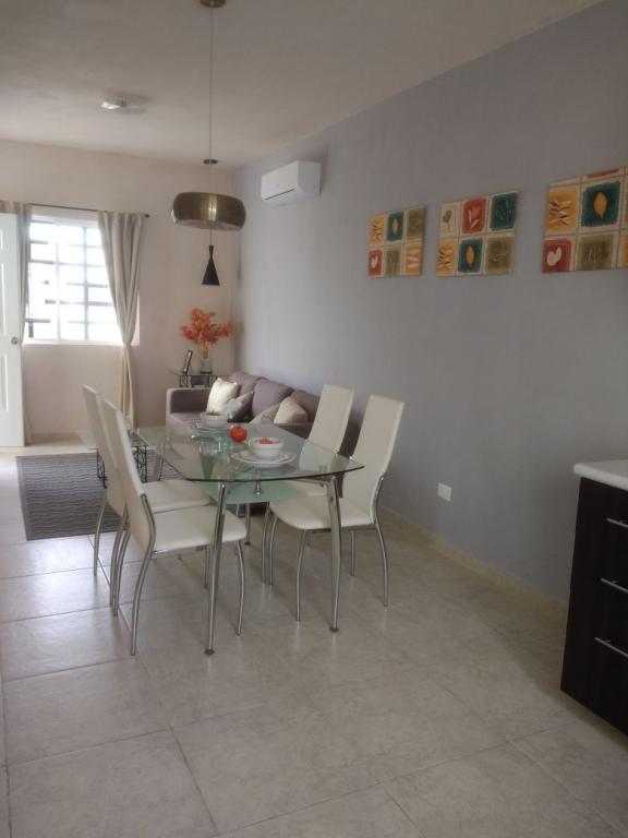 SUPER PRECIO DE CASA EN LA ZONA SUR DE CANCUN..!! - 2