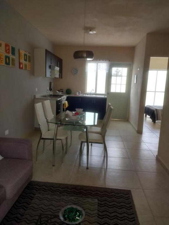 SUPER PRECIO DE CASA EN LA ZONA SUR DE CANCUN..!! - 3