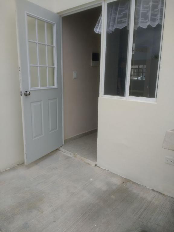 SUPER PRECIO DE CASA EN LA ZONA SUR DE CANCUN..!! - 5