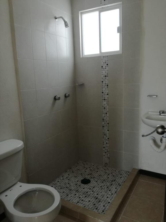 Casa nueva, todos los servicios, Fraccionamiento La Luz - 6