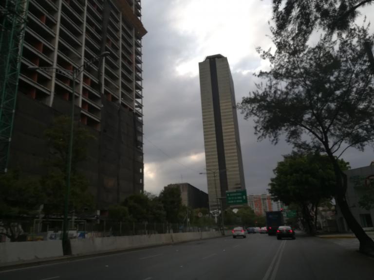 Propiedad en venta como terreno Col. Anahuac - 1