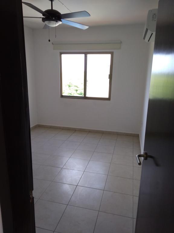 Hermoso departamento a orilla de rio y manglares - 6