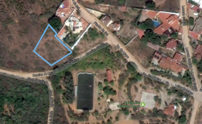 San Felipe del Agua Oax. Frente al parque colosio PROPIEDAD - 1