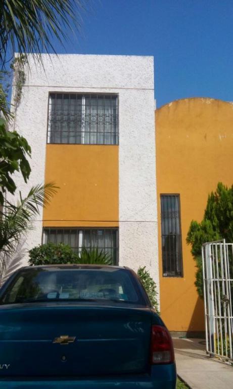 VENDO CASA EN REG. 513 BOSQUES SAN MIGUEL, CANCUN, Q. R. - 1