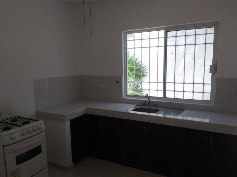 RENTO CASA EN SOL DEL MAYAB CANCUN, Q.ROO — foto 3
