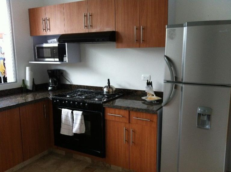 CASA EN VENTA 3 REC. ZONA CIUDAD JUDICIAL UVM $ 1,790,000 - 2