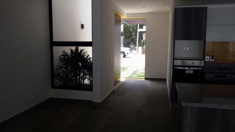 ESPECTACULAR CASA EN RESIDENCIAL AQUA, CANCUN, Q. ROO - 2