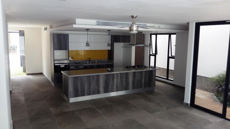 ESPECTACULAR CASA EN RESIDENCIAL AQUA, CANCUN, Q. ROO - 3