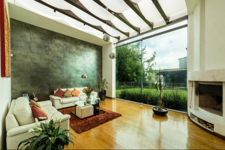 Residencia de Lujo en el mejor Fraccionamiento de Querétaro - 2
