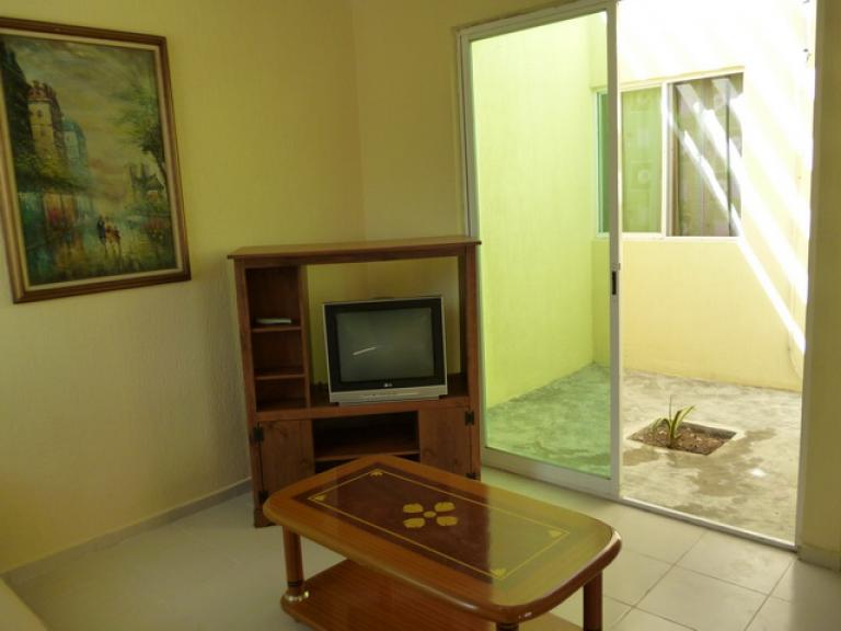 En Merida Fracc. Caucel casa amueblada cerca del Aeropuerto — foto 9