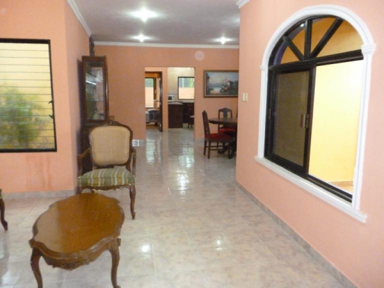 Merida Zona Centro Casa amueblada de 3 habitaciones - 15