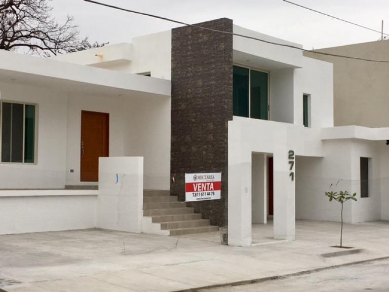 VENTA CASA CONTRY - 2