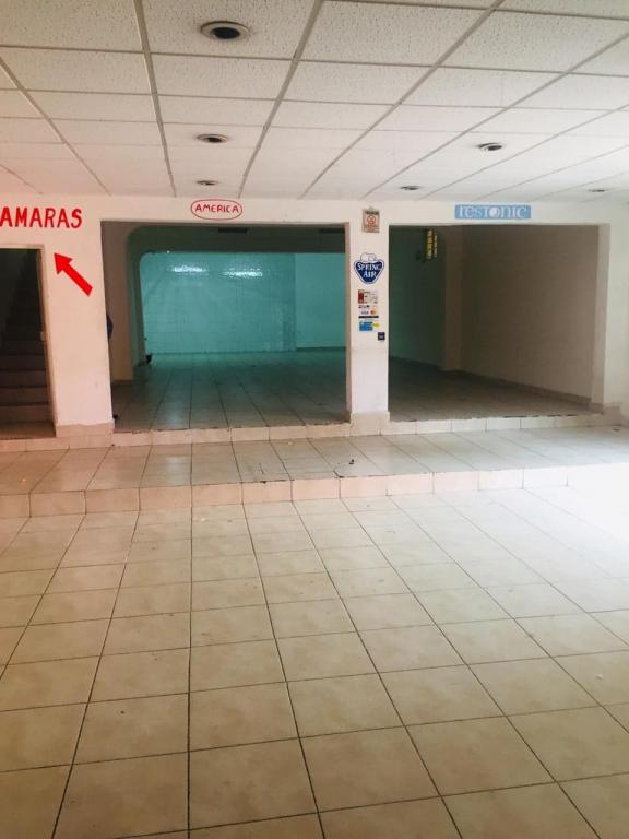 Local comecial de 300m2 en Olivar del Conde - 2