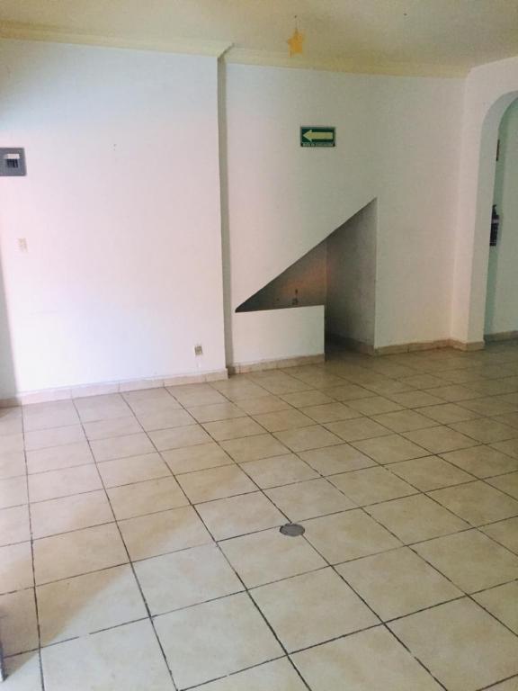 Local comecial de 300m2 en Olivar del Conde - 4