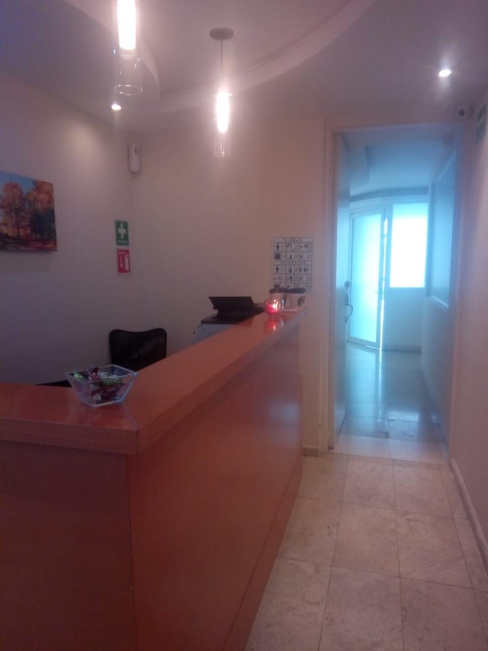 RENTO OFICINA EN LA CONDESA - 3
