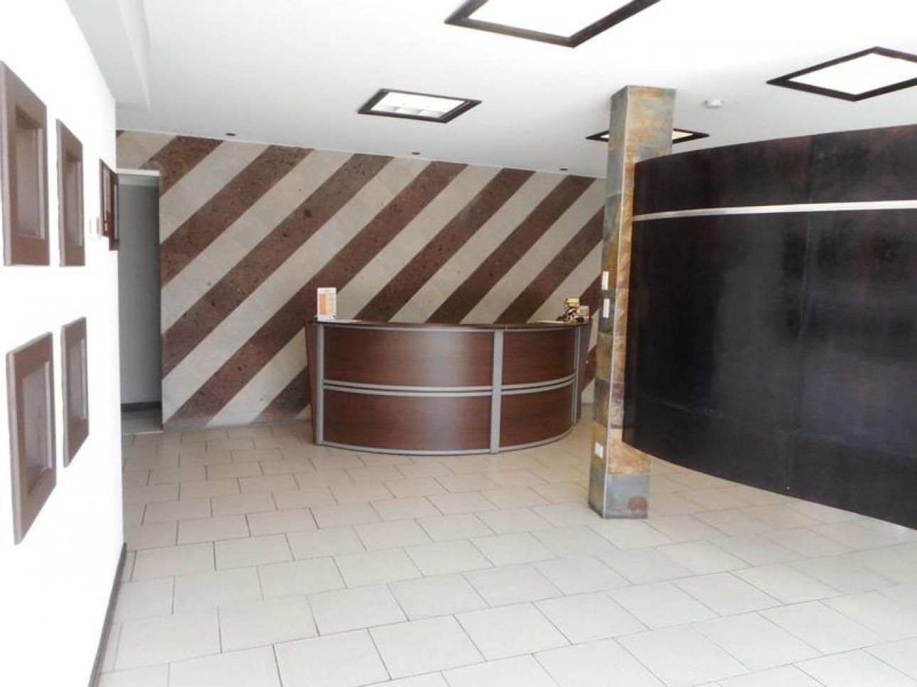 Se vende local comercial en excelente zona de mucho trafico - 7