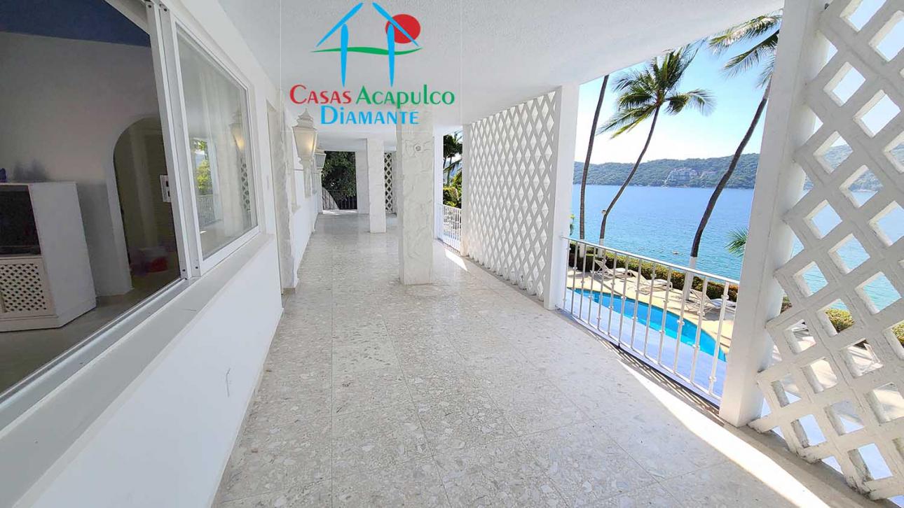 Casa con dos accesos Privados A La Playa. Alberca - 12