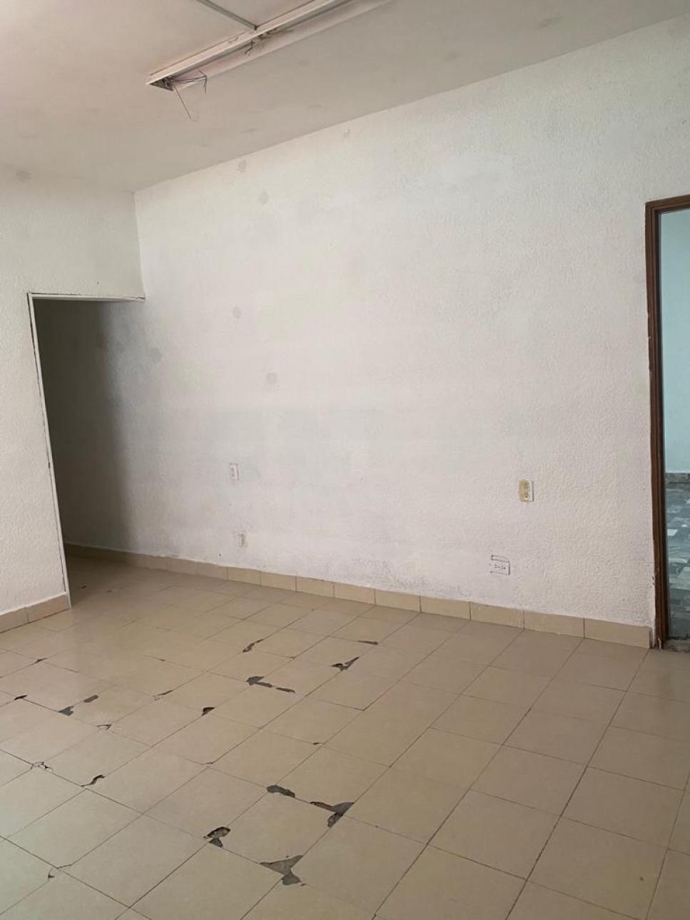Local comercial de 77 m2 - 2