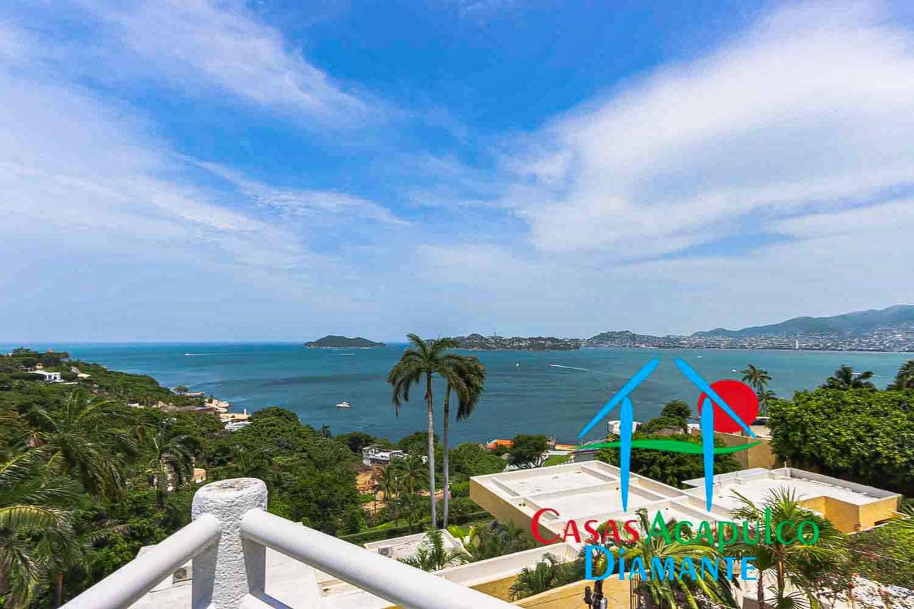 Casa con alberca, jacuzzi y un departamento independiente - 6