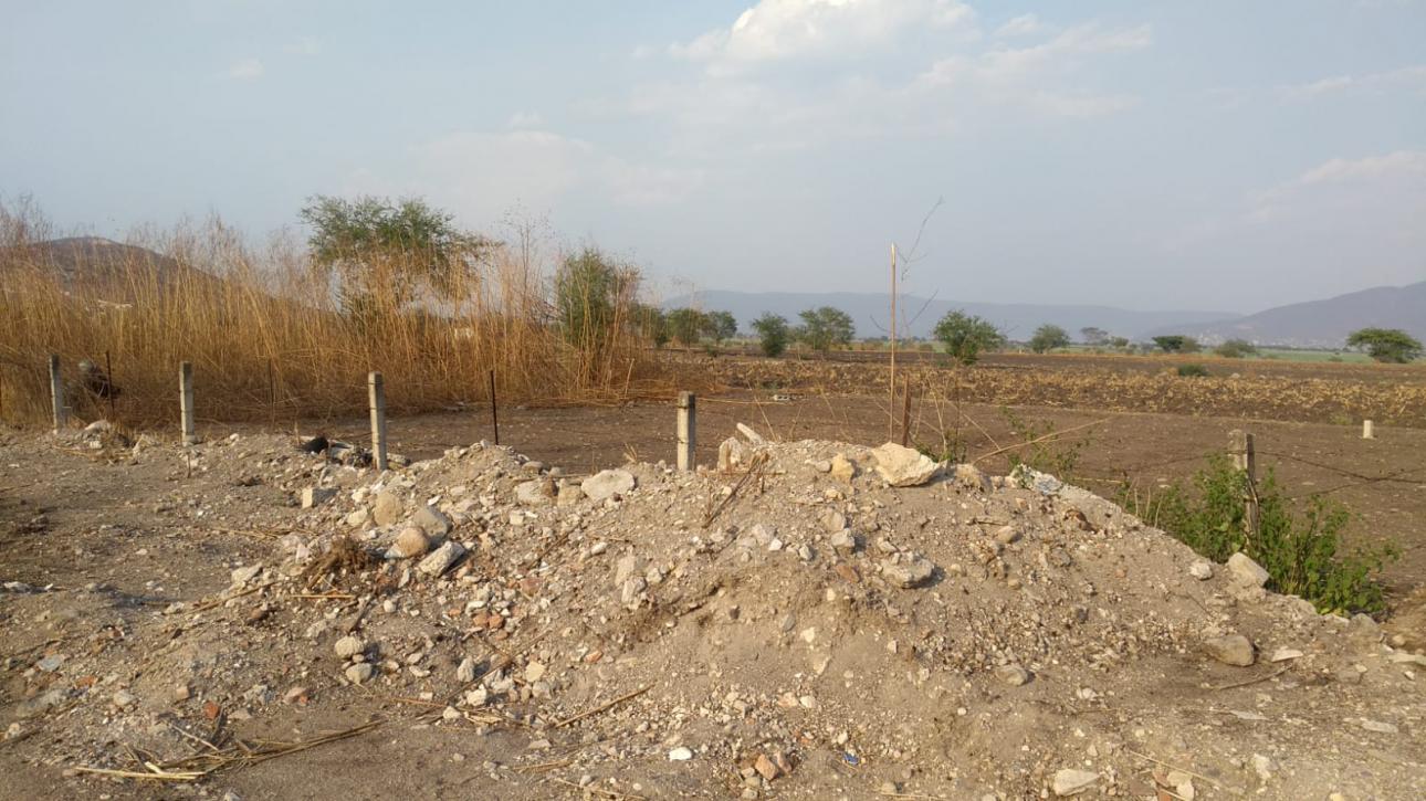 Terreno cerca del lago de Tequesquitengo 500m2 x el libramie - 1