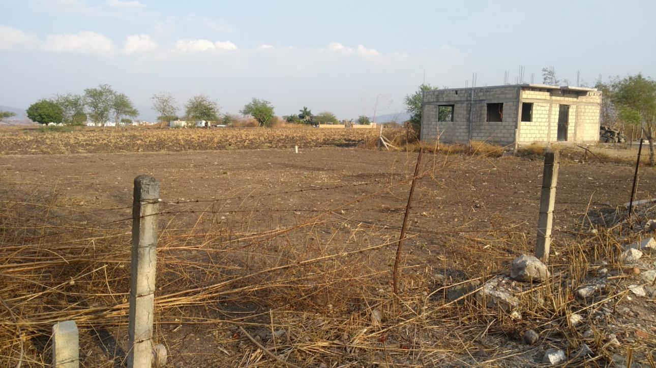 Terreno cerca del lago de Tequesquitengo 500m2 x el libramie - 2