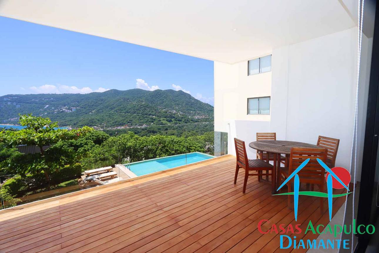 Terraza Con Vista A La Bahía De Puerto Marqués - 6