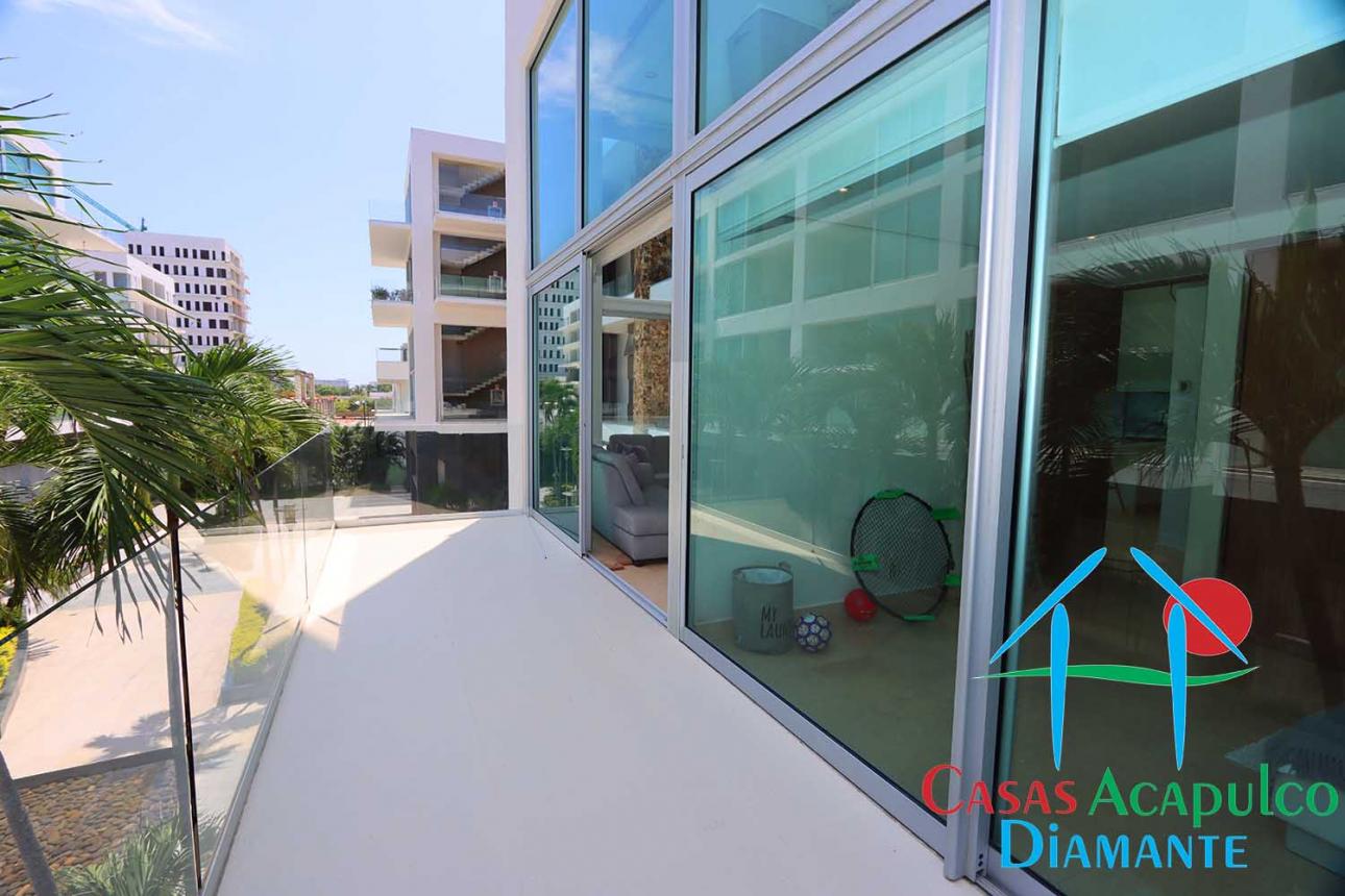 En condo de playa, 2 terrazas y vista a las áreas comunes - 12