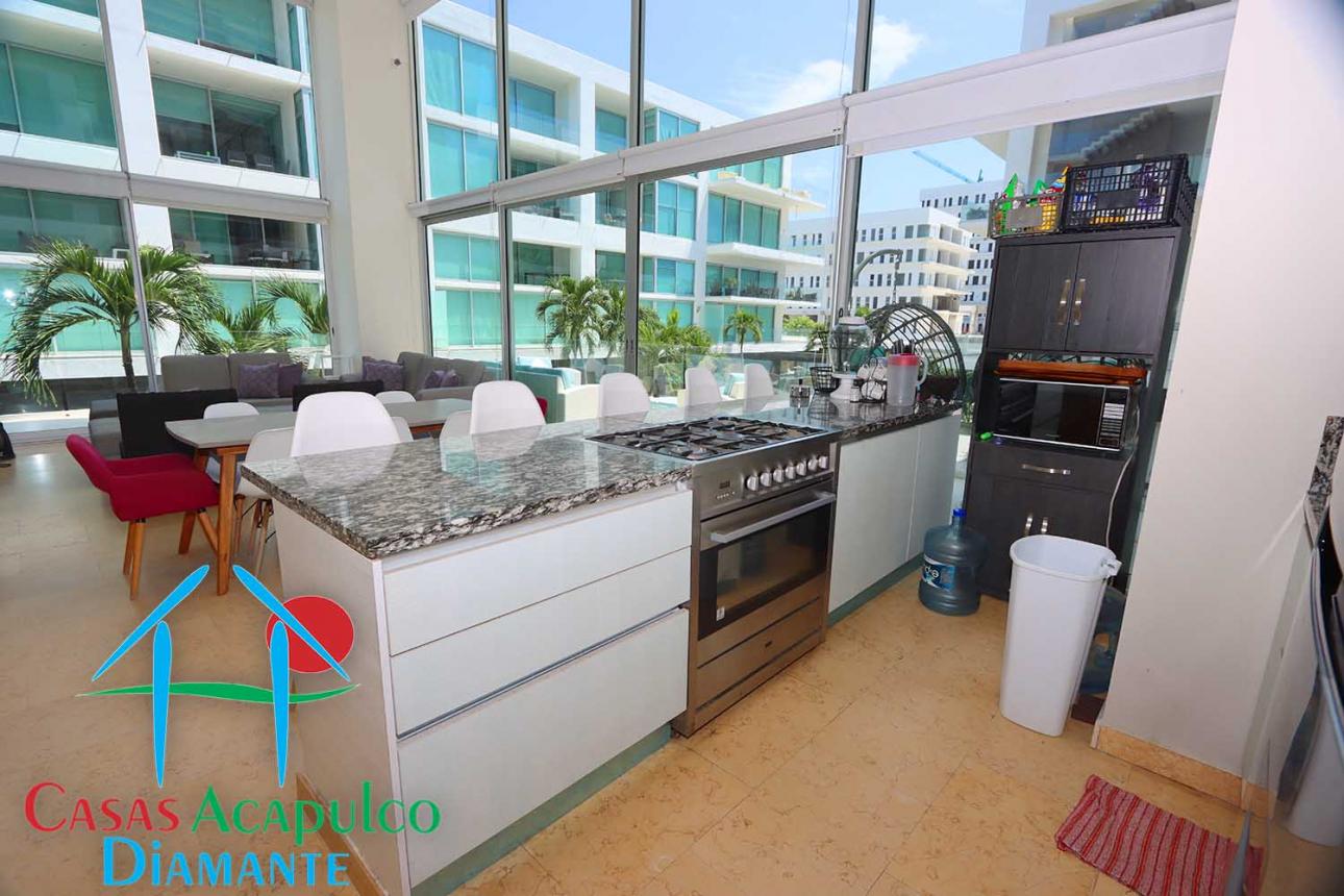 En condo de playa, 2 terrazas y vista a las áreas comunes - 13