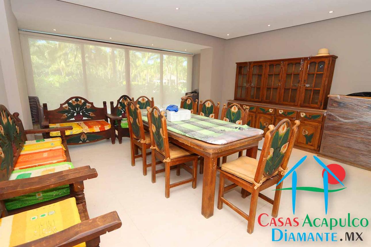Cad La Isla Fiji Gh L1. Terraza Con Vista A Los Jardines