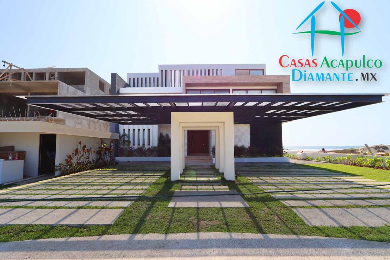 Cad Tres Vidas Villa al Mar 3. Terraza Con Jardín, Alberca — foto 2