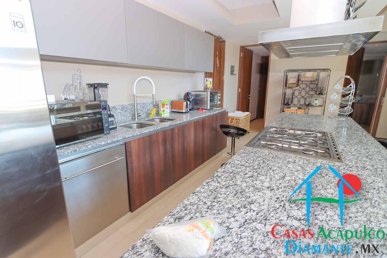 Hermoso Roof Garden Con Jacuzzi Y vista al mar — foto 10