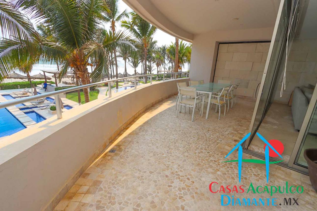 Terraza con vista frontal al mar — foto 9