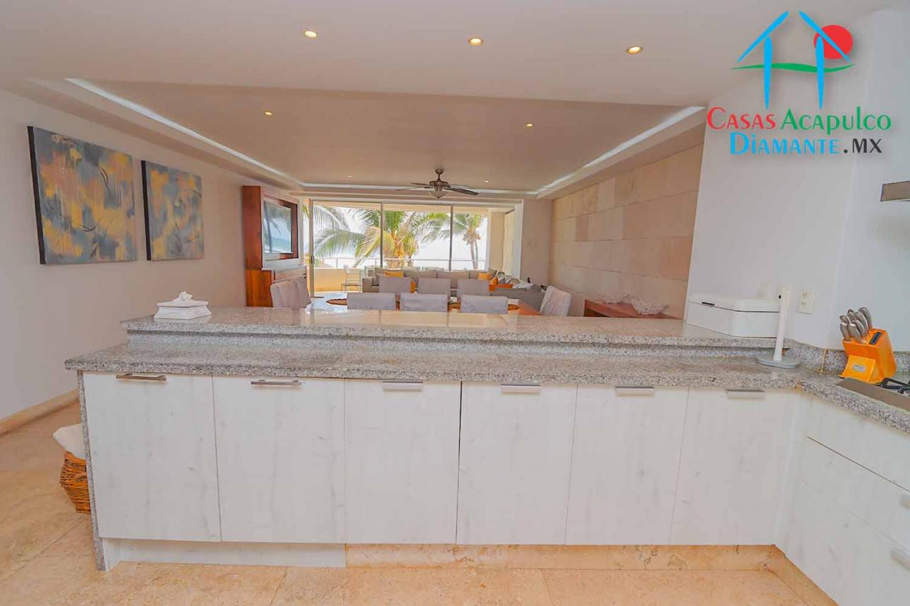 Terraza con vista frontal al mar — foto 12