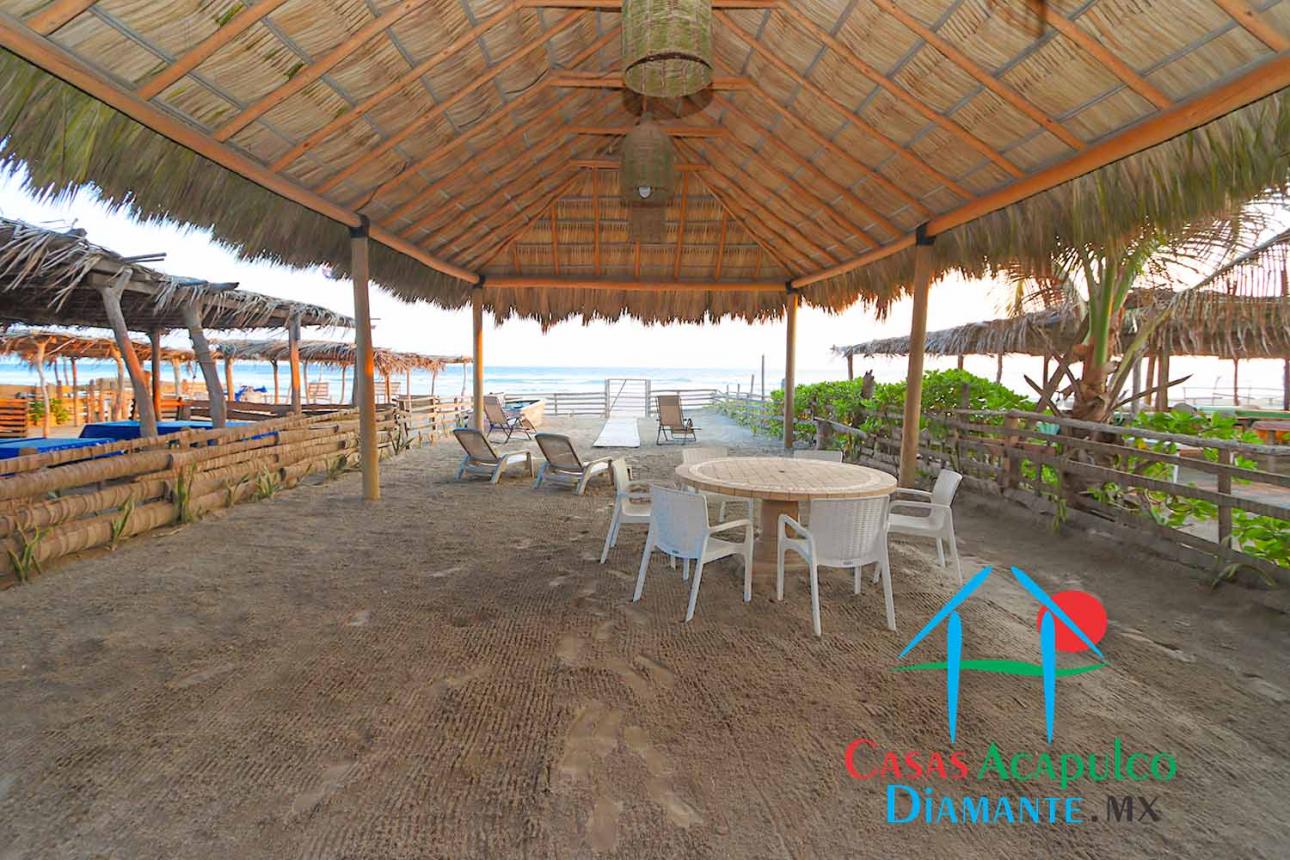 Casa con playa privada, alberca, jacuzzi — foto 9