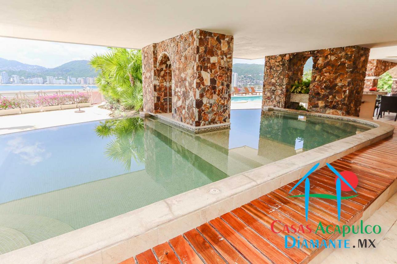 CAD PortoChervo GH1. Terraza con alberca y vista al mar — foto 9