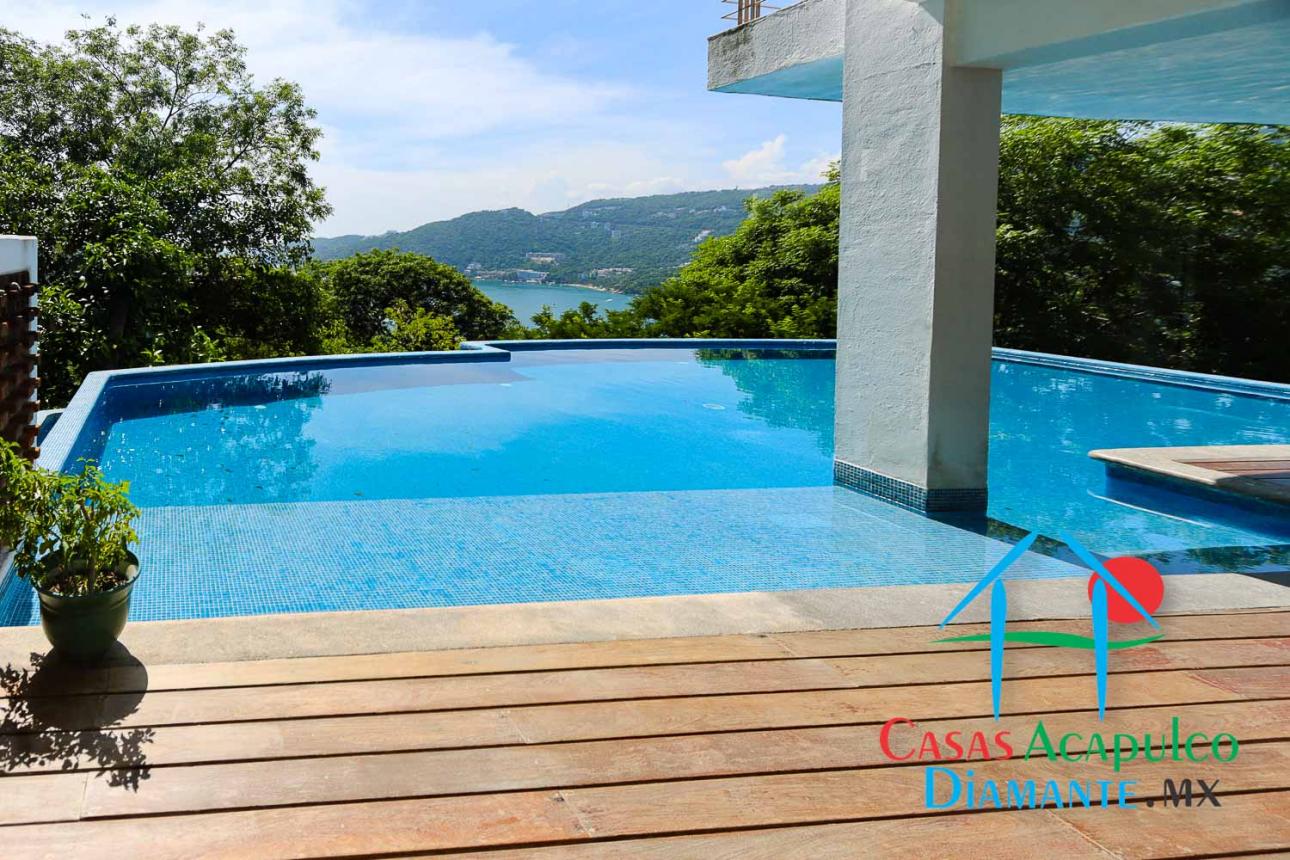 CAD Villa Ícaro. Terraza con alberca, jacuzzi, vista al mar — foto 8