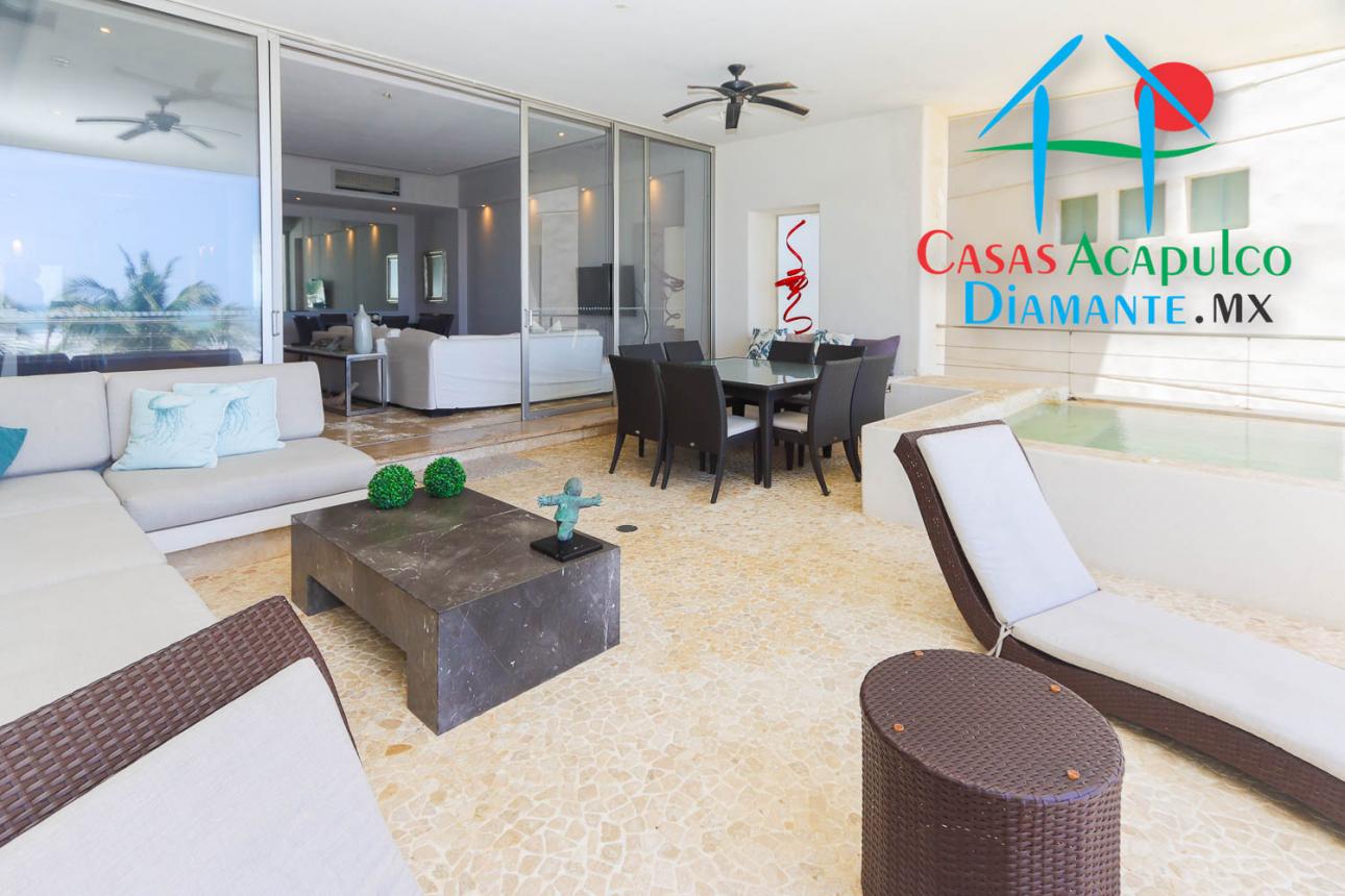 Depa de playa con terraza, jacuzzi, vista al mar — foto 11