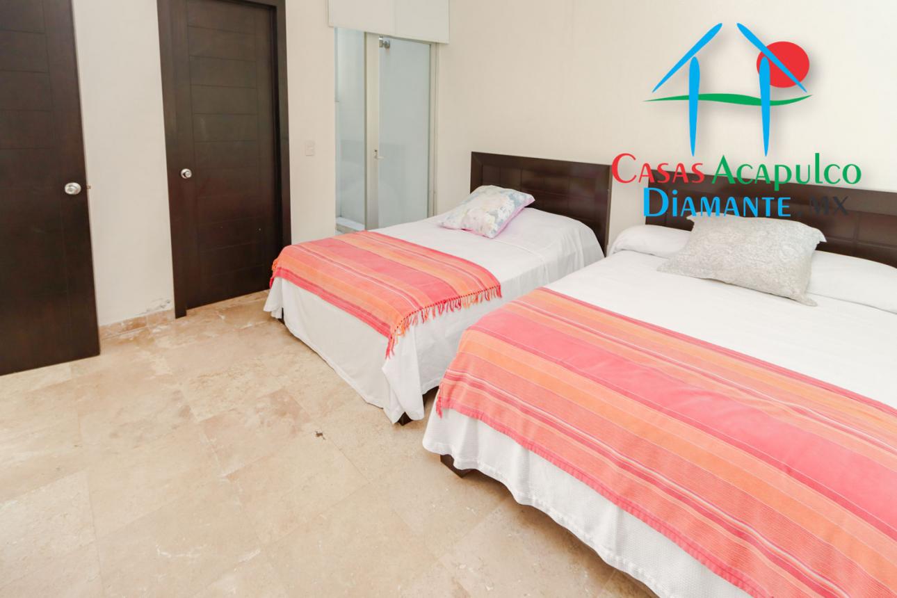 Casa con alberca y jacuzzi privados. Vista al campo de golf — foto 15