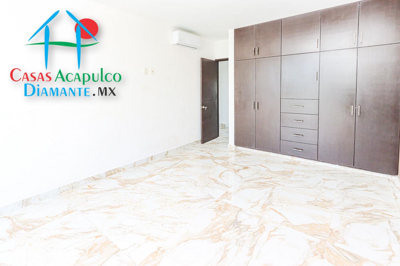 Casa con terraza y alberca privada — foto 15