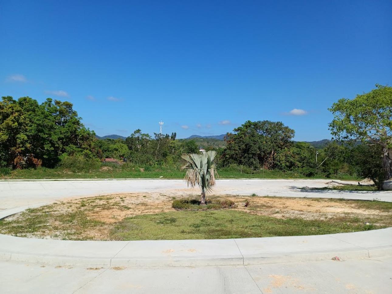 LOTES RESIDENCIALES EN VENTA - 4