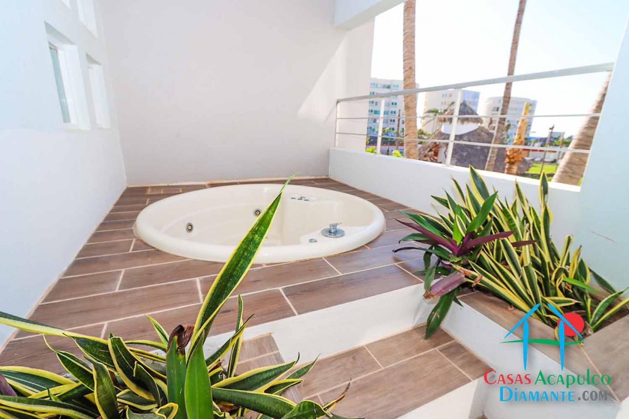 Depa con terraza, jacuzzi y club de playa - 8