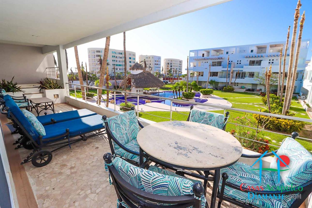 Depa con terraza, jacuzzi y club de playa - 7